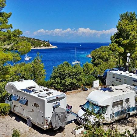 Kamp Vira Mobile Homes Χβαρ Εξωτερικό φωτογραφία