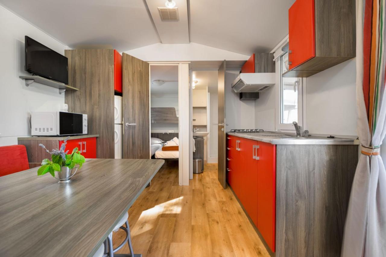 Kamp Vira Mobile Homes Χβαρ Εξωτερικό φωτογραφία