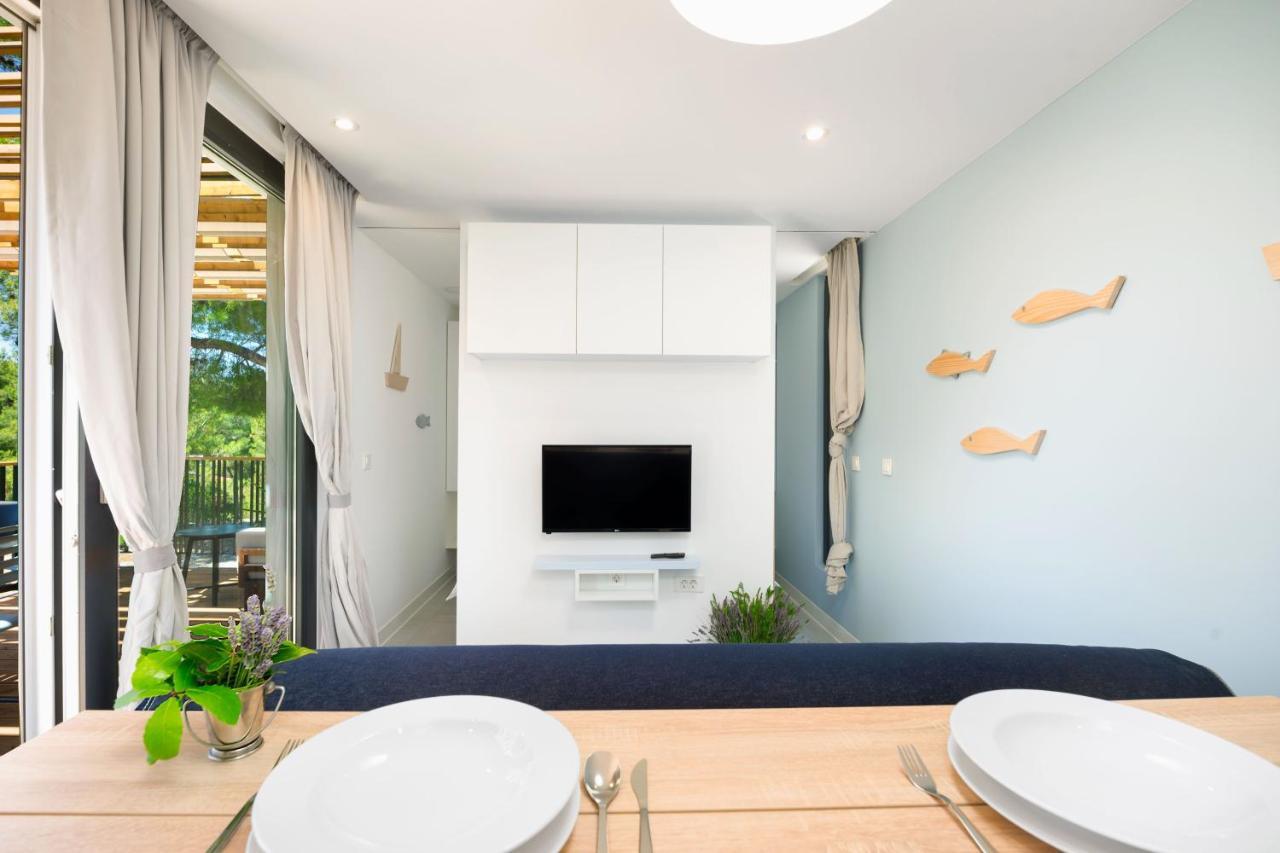 Kamp Vira Mobile Homes Χβαρ Εξωτερικό φωτογραφία
