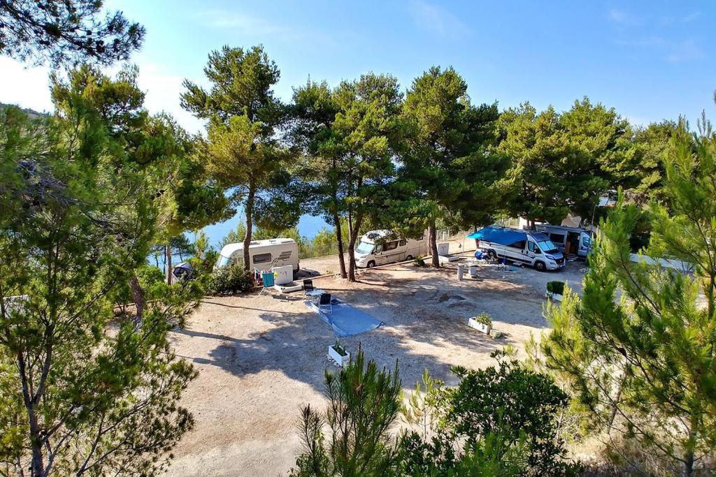 Kamp Vira Mobile Homes Χβαρ Εξωτερικό φωτογραφία