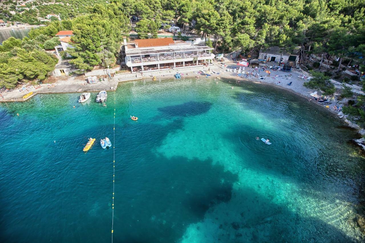Kamp Vira Mobile Homes Χβαρ Εξωτερικό φωτογραφία