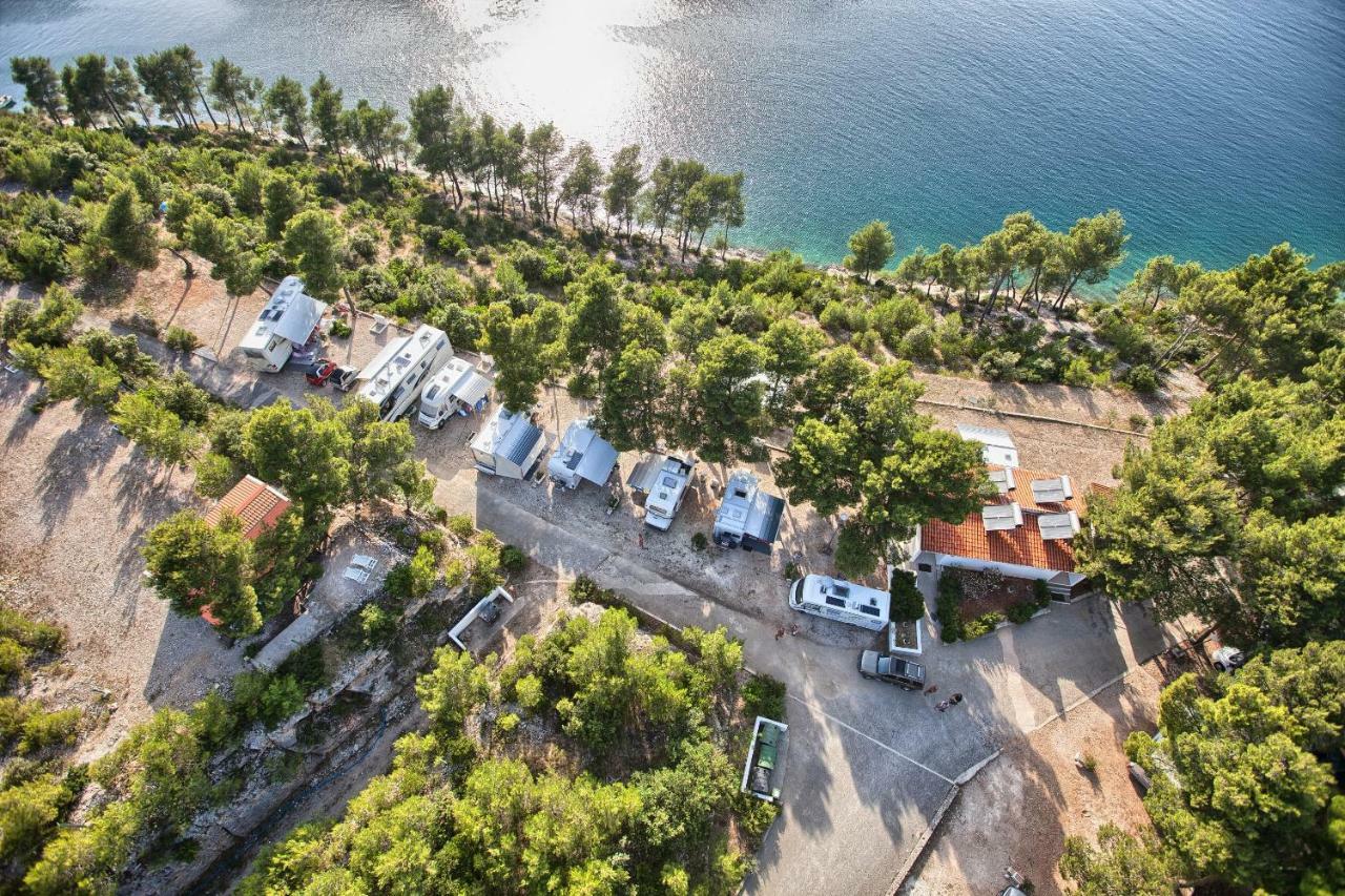 Kamp Vira Mobile Homes Χβαρ Εξωτερικό φωτογραφία