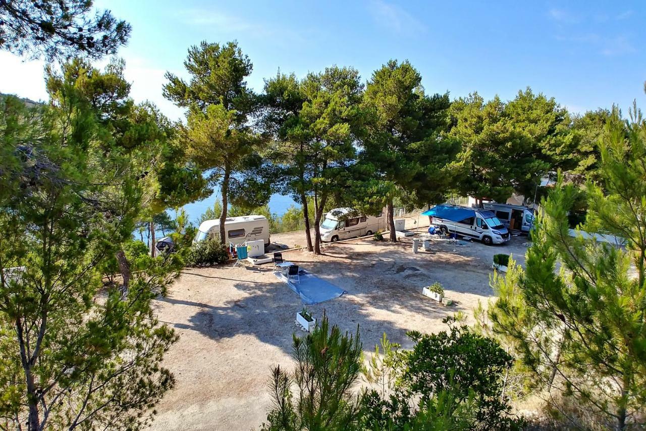 Kamp Vira Mobile Homes Χβαρ Εξωτερικό φωτογραφία